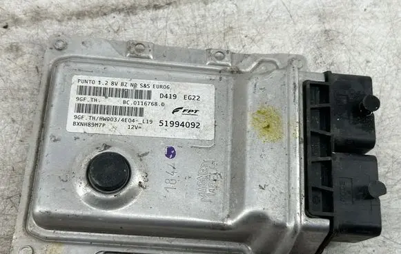 Fiat Grande Punto Engine control unit/module 51994092 BC01167680D