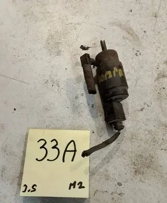 Renault Megane I Headlight washer pump 643471