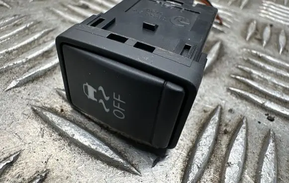 Nissan Qashqai Traction control (ASR) switch 083492A 31220Z