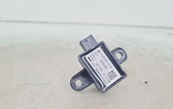Mercedes-Benz R W251 Airbag deployment crash/impact sensor A0038212751