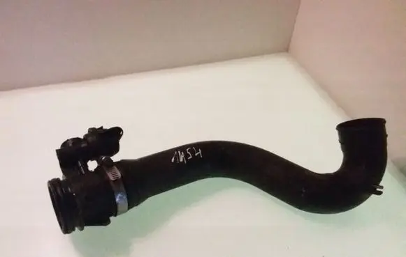 Suzuki Grand Vitara I Air intake hose/pipe