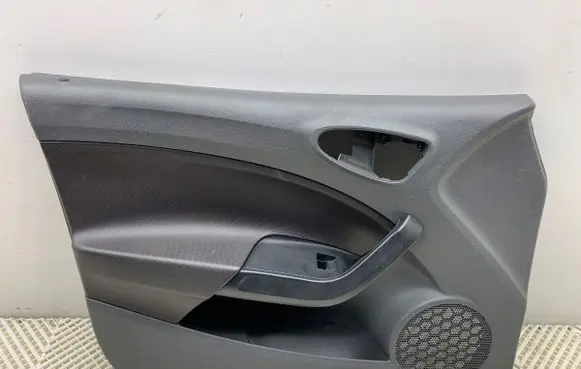Seat Ibiza IV (6J,6P) Front door card panel trim