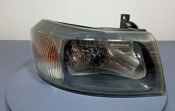 Ford Transit Headlight/headlamp