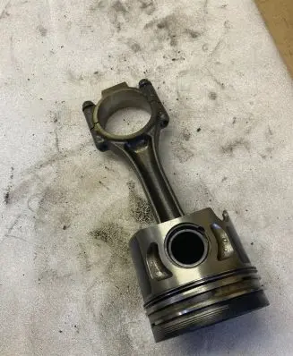 Seat Alhambra (Mk1) Piston with connecting rod 3R1 R020322