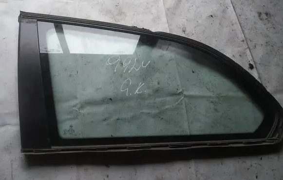 BMW 5 E60 E61 Rear side window AS2