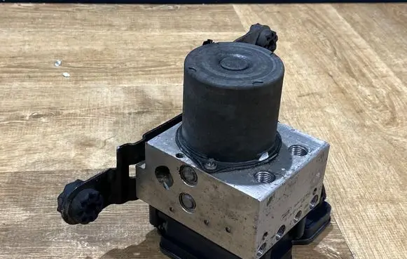 Land Rover Range Rover Sport L494 ABS Pump DPLA14F447AF 269524 13112231676