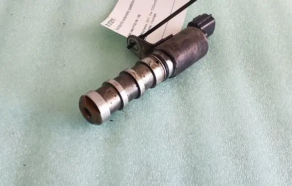 Nissan Juke I F15 Electromagnetic valve 237962295R