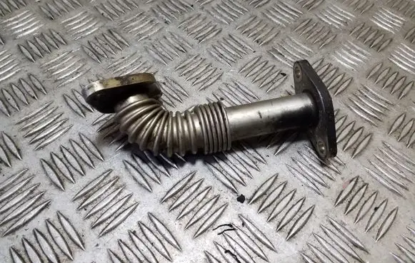 Volkswagen PASSAT B4 EGR valve line/pipe/hose 028131521C