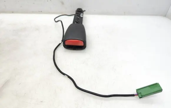 Volvo V60 Front seatbelt buckle 8623453 122083
