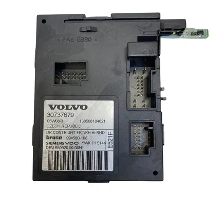 Volvo S40 Door control unit/module 30737679 05W083
