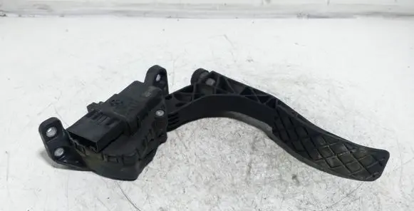 Audi A6 S6 C6 4F Accelerator throttle pedal 4F1723523A