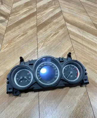 Mercedes-Benz C W204 Speedometer (instrument cluster) A2049002308 A2C32455100