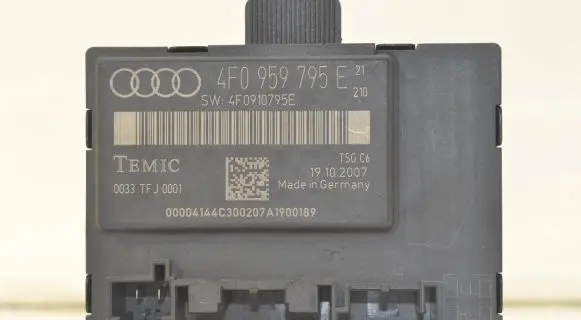 Audi A6 S6 C6 4F Door control unit/module 4F0959795E 4F0910795E 0033TFJ0001
