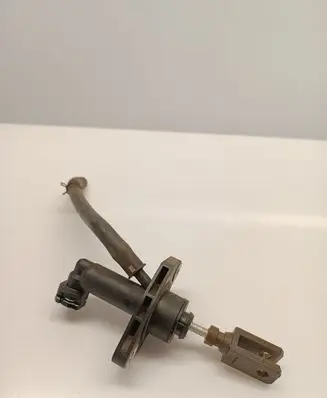 Suzuki SX4 Clutch master cylinder NOCODE