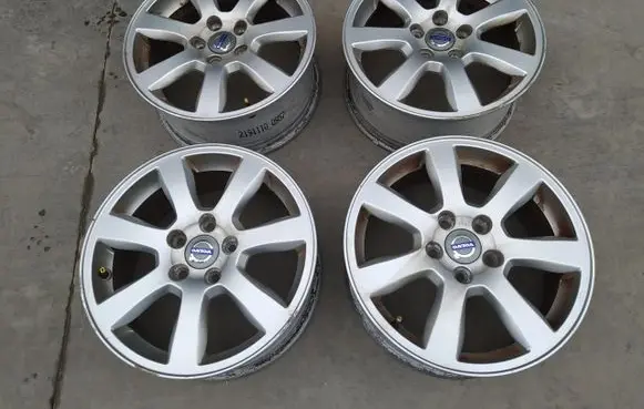 Volvo V60 Original wheel cap 31200601
