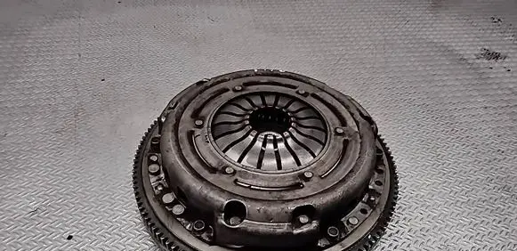 Volkswagen Polo V 6R Clutch set kit 03D141031A 03D141025C