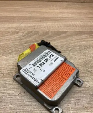 Audi A4 S4 B5 8D Airbag control unit/module 8D0959655L 0285001305 WithPlug