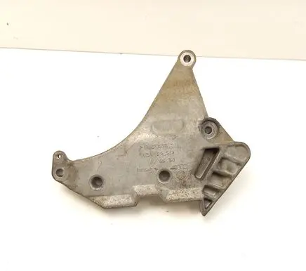 Volkswagen PASSAT B6 Engine mounting bracket 03L199207