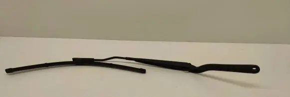 Renault Twingo III Front wiper blade arm A4538200144