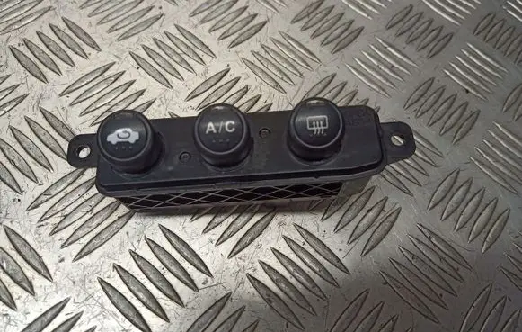 Honda Civic Windscreen/window heater switch 