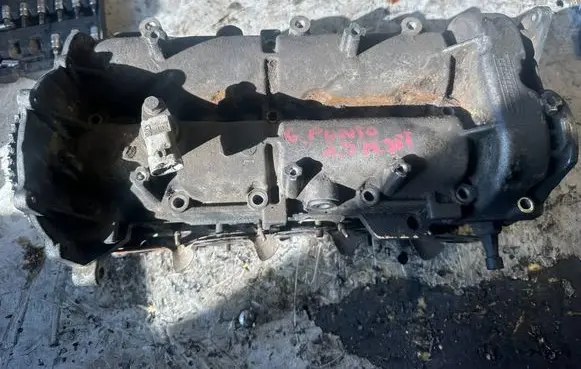 Fiat Grande Punto Engine head 55188595