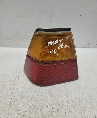 Volkswagen PASSAT B2 Rear/tail lights 321945257