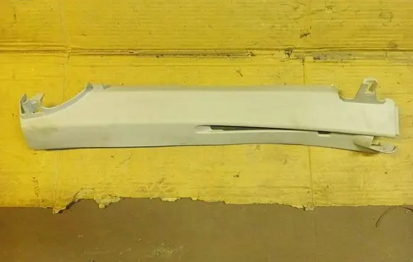 Renault Megane II Tailgate/boot lid cover trim 7701057224