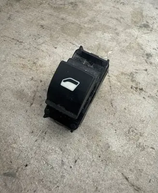 Peugeot 308 Electric window control switch 98044803ZD