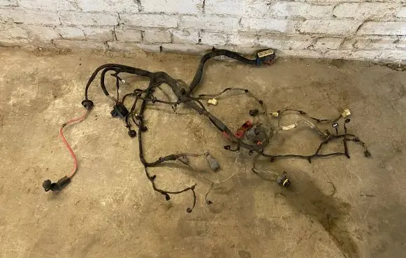 Dodge Charger Engine installation wiring loom P68214189AD