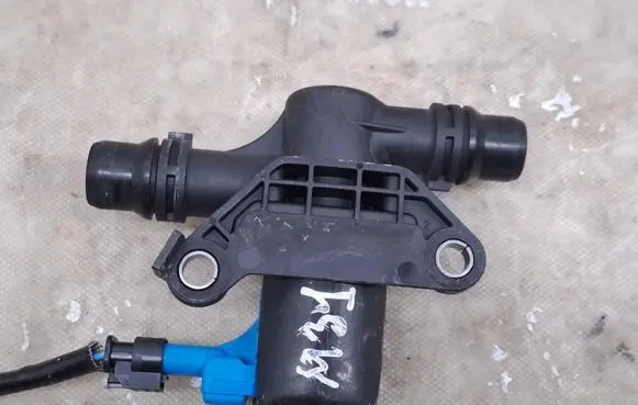 Opel Mokka B Electric auxiliary coolant/water pump 9839741280