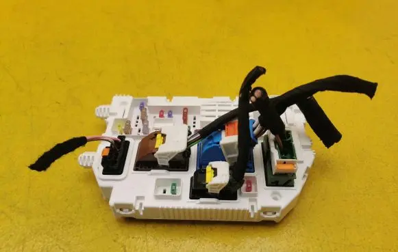 Peugeot 408 P54 Fuse box set 9846631580