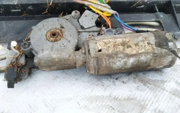 Sunroof motor/actuator