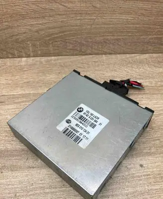 BMW 3 F30 F35 F31 Voltage converter/converter module 9251984 8ES010134 WITHPLUG