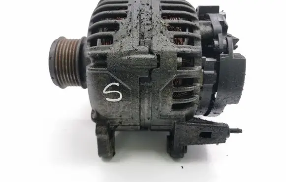 Audi A2 Generator/alternator 045903023A BR14M0V14