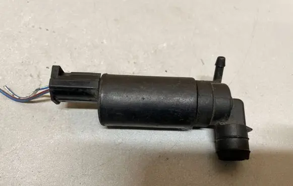 Toyota Corolla Verso E121 Headlight washer pump 