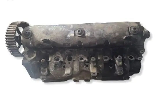 Renault Scenic II - Grand scenic II Engine head 