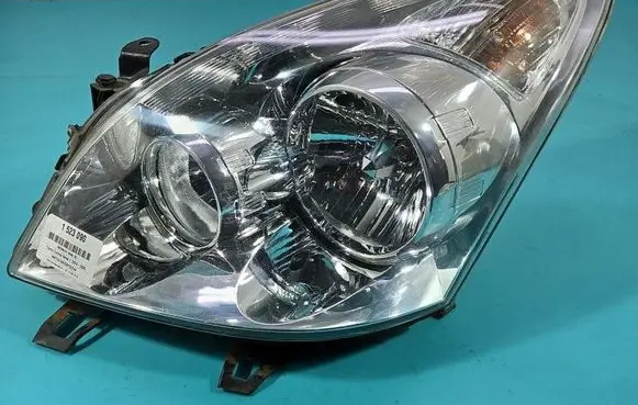 Toyota Corolla Verso E121 Headlight/headlamp IMPRK1523090
