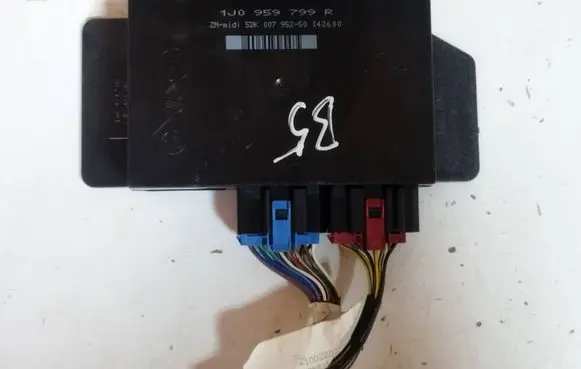 Volkswagen PASSAT B5 Comfort/convenience module 1J0959799R 5DK00795250