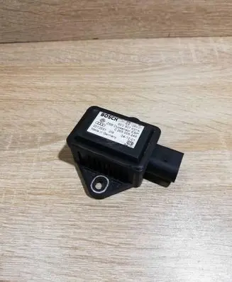 Audi A4 S4 B6 8E 8H ESP acceleration yaw rate sensor 8E0907637A 0265005245