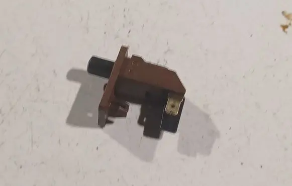 Volvo S40, V40 Front door sensor 