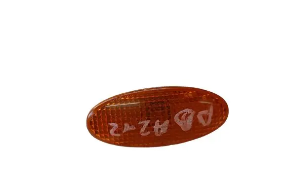 Nissan Almera Tino Front fender indicator light