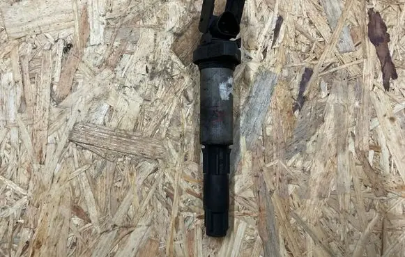 BMW 5 E60 E61 High voltage ignition coil 0221504100