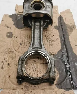 BMW X3 G01 Piston 8598757