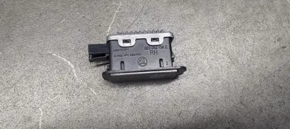 Skoda Fabia Mk1 (6Y) Boot/trunk interior light 5e3052134e