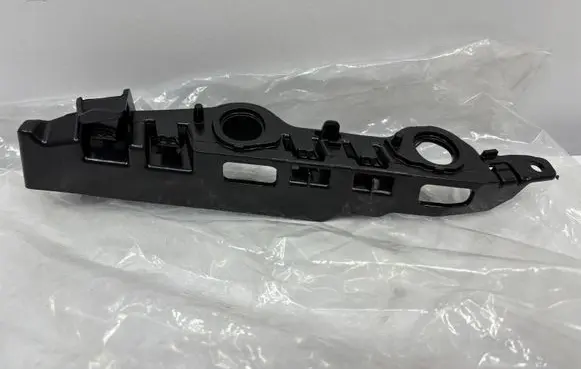 Audi A7 S7 4K8 Front bumper mounting bracket 4K8807283Bb