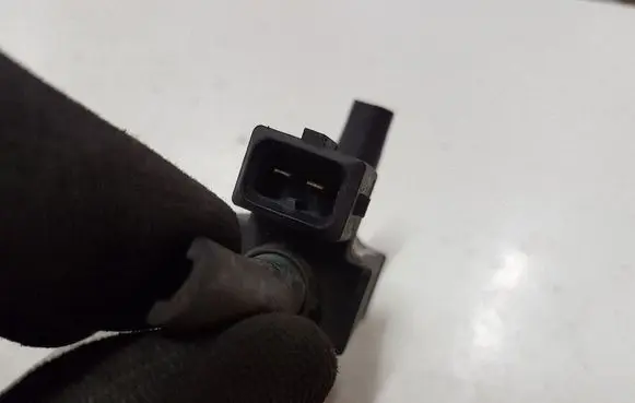 Opel Vectra C Turbo solenoid valve 72819701 03T091 9465528