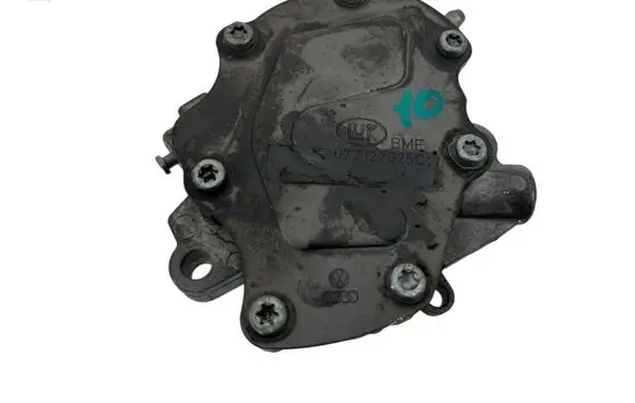 Volkswagen Touareg I Vacuum pump 07Z127025C