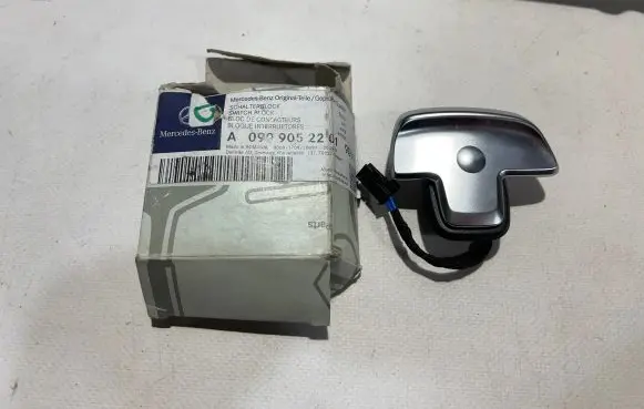 Mercedes-Benz GLE W167 Steering wheel buttons/switches A0999052201