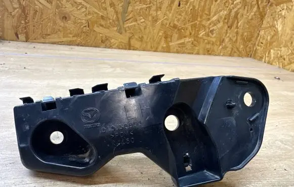 Mazda CX-3 Front bumper mounting bracket D10J500U1 K4150