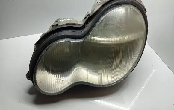 Mercedes-Benz C W203 Headlight/headlamp A2038200161 0301166201